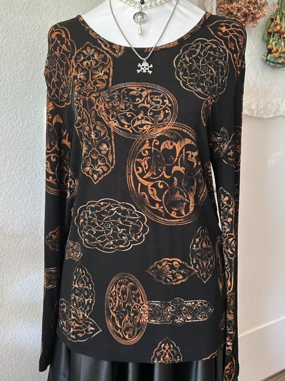 Vintage Black and Copper Long Sleeve Top - Picture 1 of 6